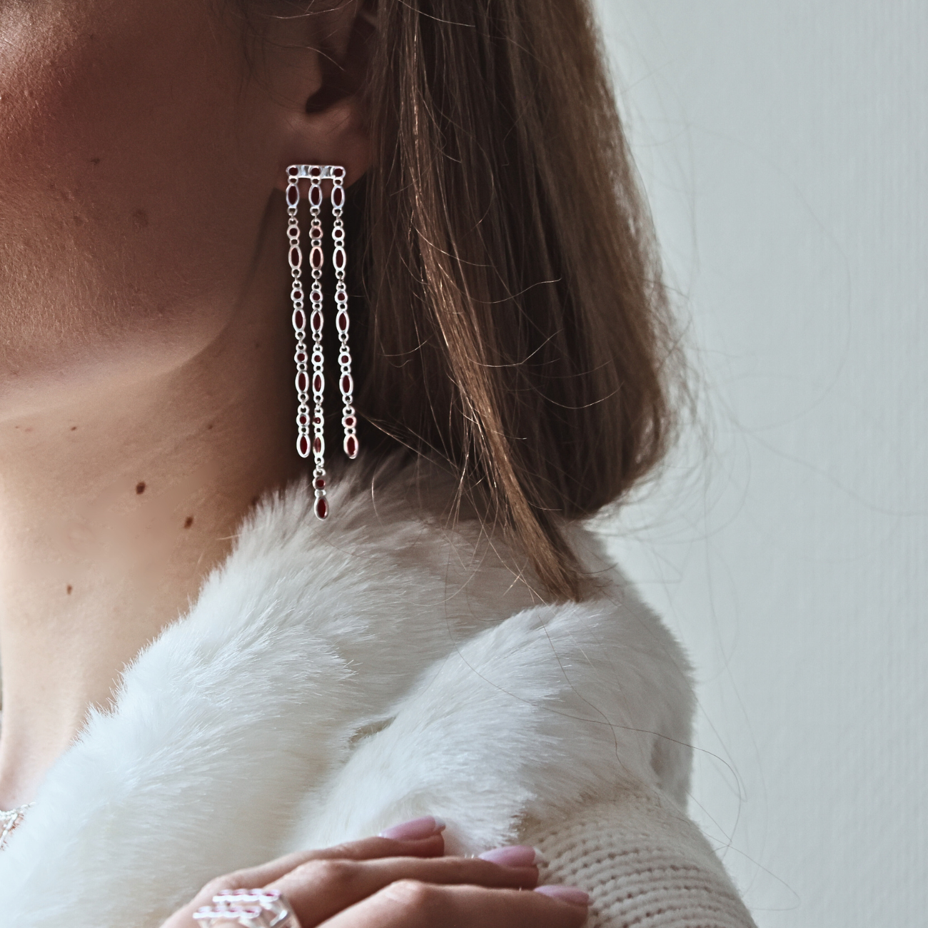 Amalei silver earring with deep red enamel