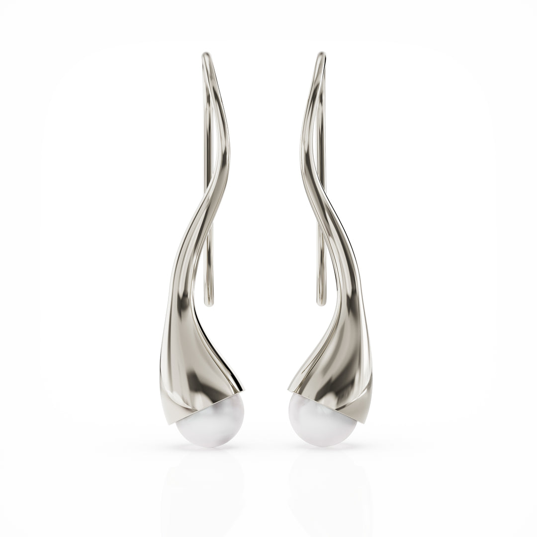 Bella silver earrings with cultured pearls