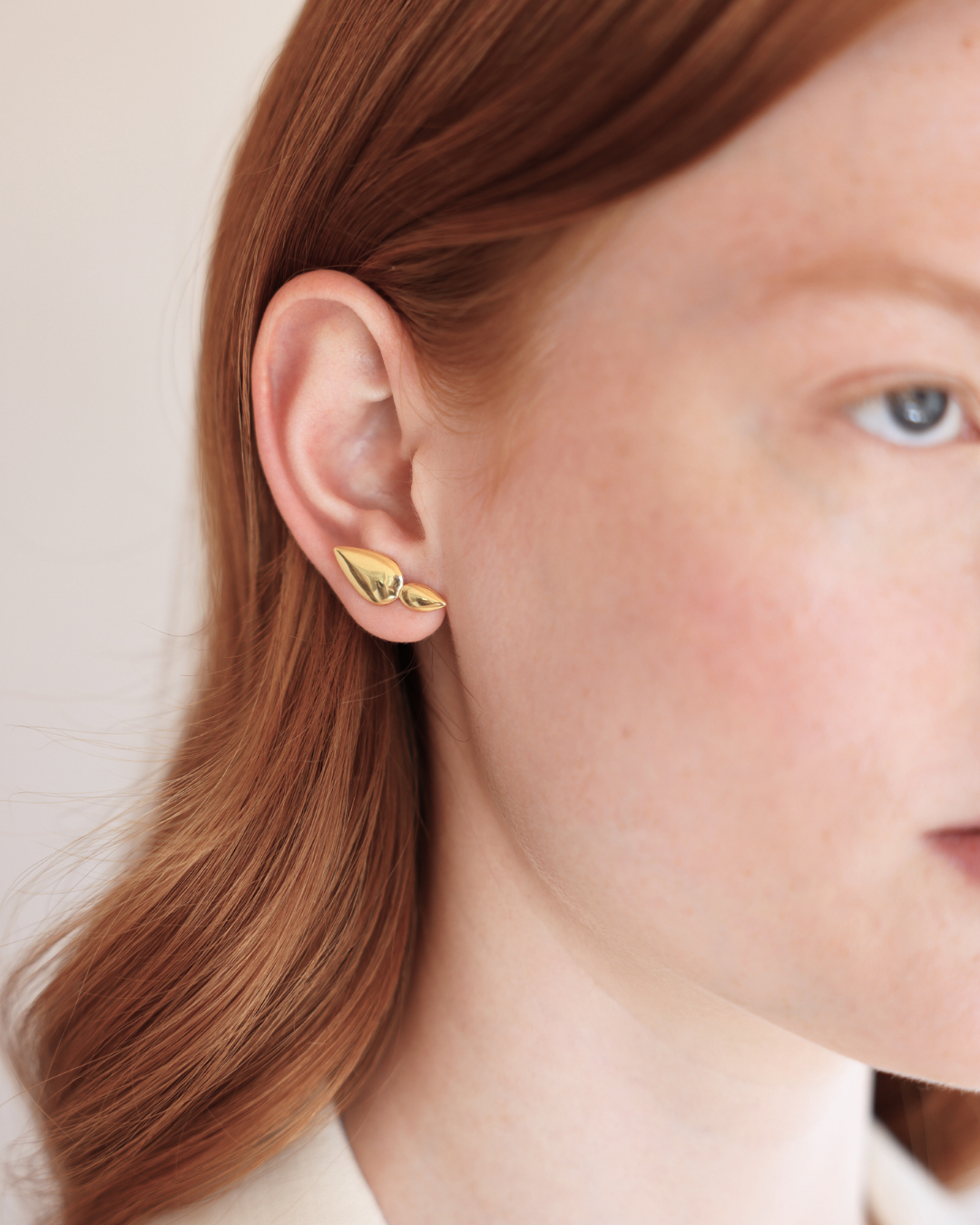 Lotus 18k gold vermeil stud earrings