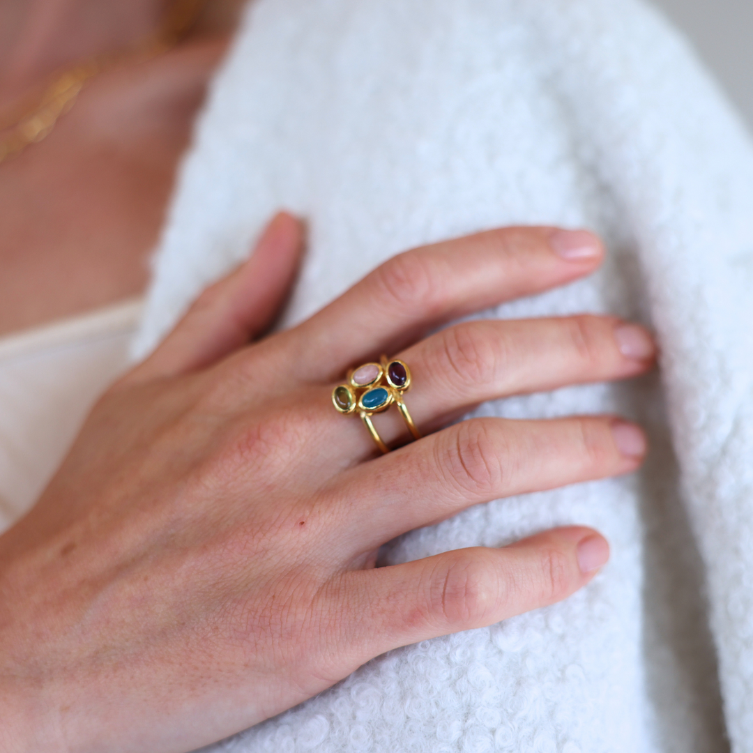 Bauble 18k gold vermeil ring with precious gemstones