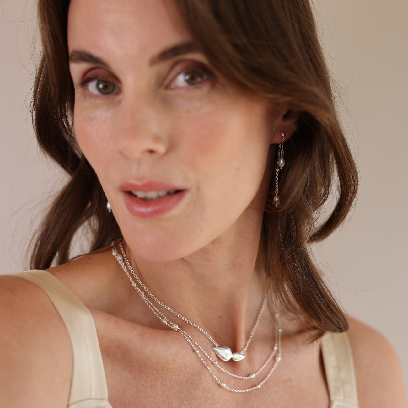 Ava double pearl silver necklace