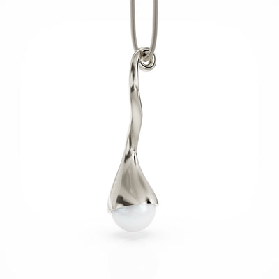 Bella silver necklace with large freshwater pearl