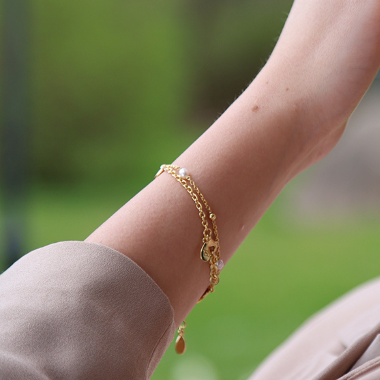 Ava pearl bracelet 18k gold