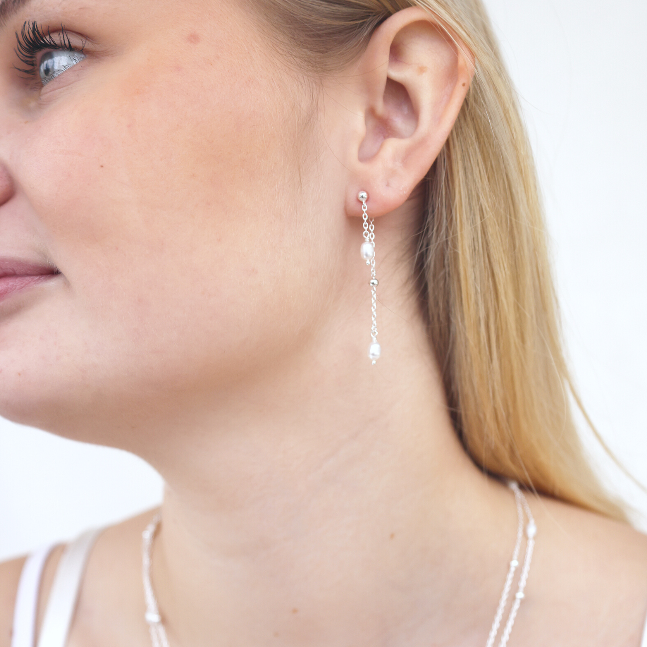 Ava double pearl silver earring